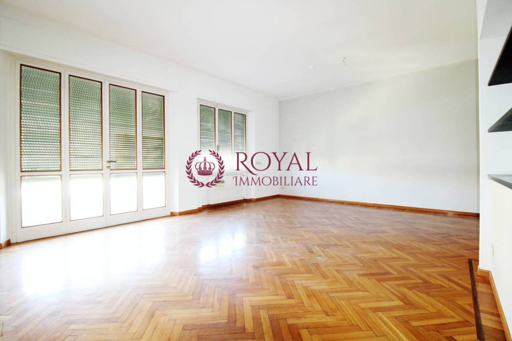 appartamento in vendita a Livorno in zona Centro Città