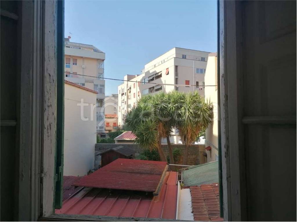 appartamento in vendita a Livorno in zona Ospedale