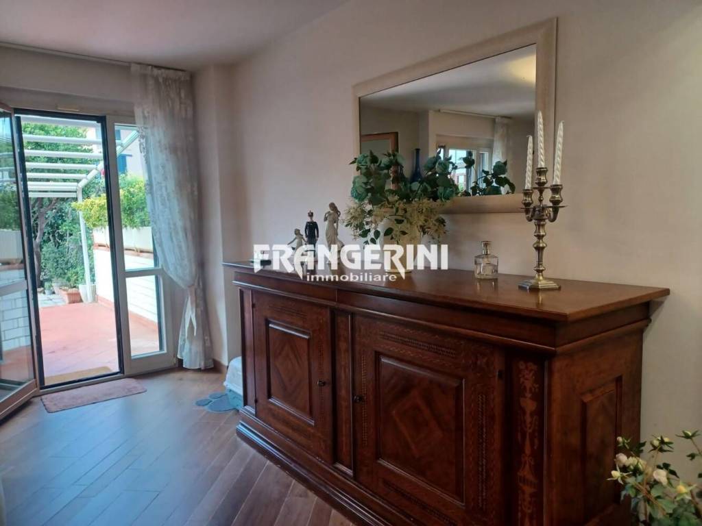 casa indipendente in vendita a Livorno in zona Montenero