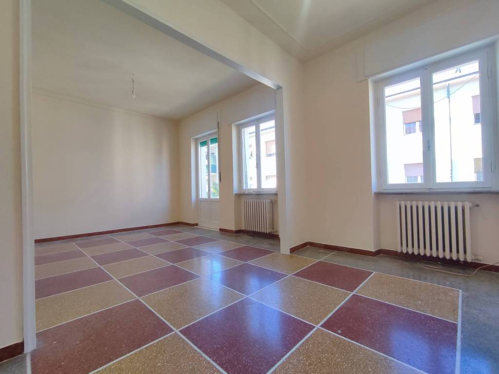 appartamento in vendita a Livorno in zona Ospedale