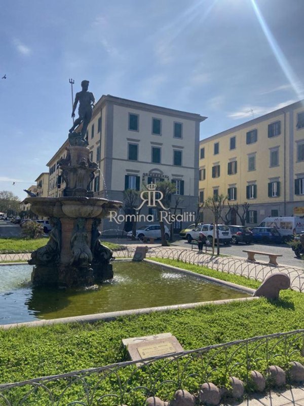 appartamento in vendita a Livorno in zona Lungomare