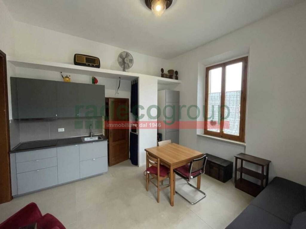 appartamento in vendita a Livorno in zona Quercianella