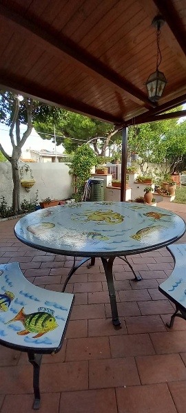 casa indipendente in vendita a Livorno in zona Montenero