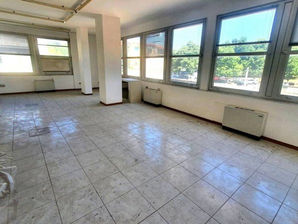 ufficio in vendita a Livorno