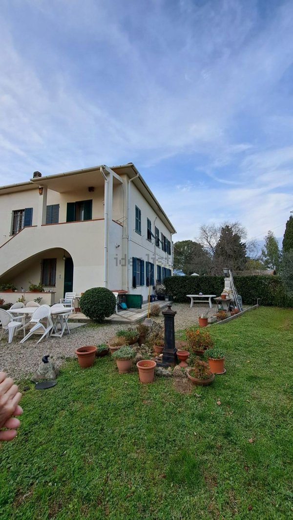 casa indipendente in vendita a Livorno