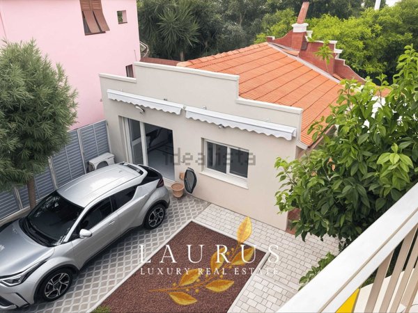 casa indipendente in vendita a Livorno