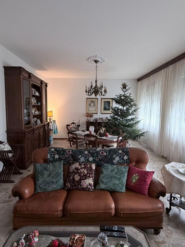 casa indipendente in vendita a Livorno in zona Ardenza