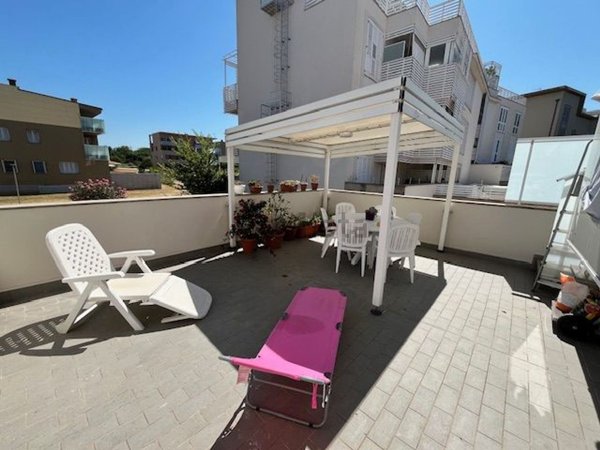 casa indipendente in vendita a Livorno