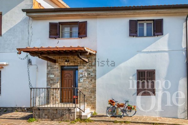 casa indipendente in vendita a Livorno in zona Castellaccio