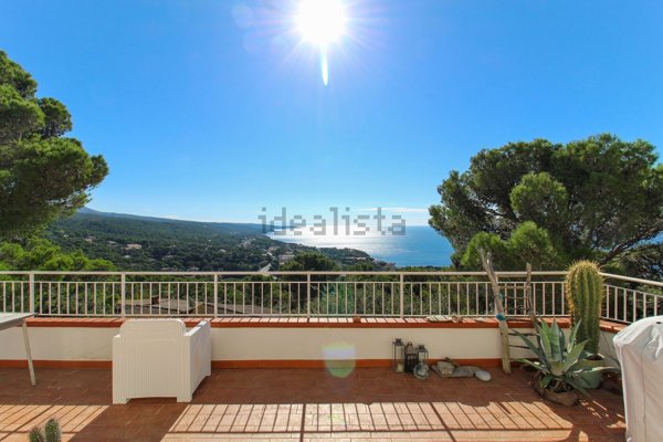 casa indipendente in vendita a Livorno in zona Quercianella