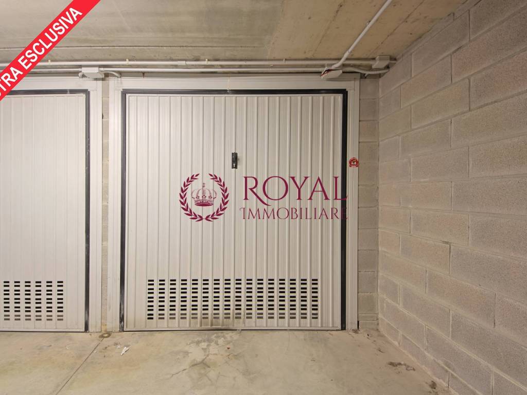 locale commerciale in vendita a Livorno