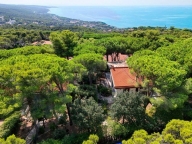 casa indipendente in vendita a Livorno in zona Quercianella