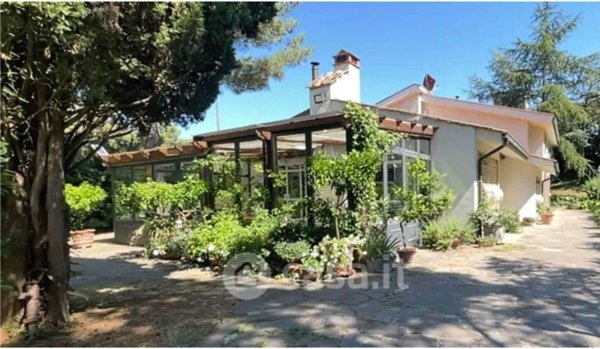 casa indipendente in vendita a Livorno in zona Montenero