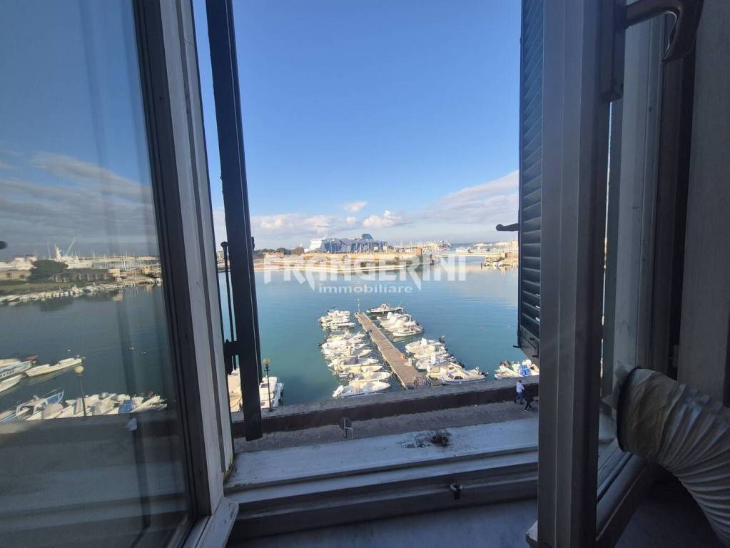 appartamento in vendita a Livorno