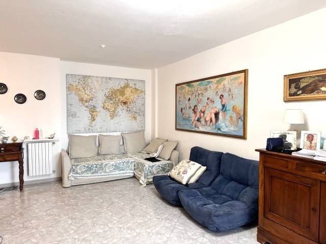 appartamento in vendita a Livorno in zona Montenero