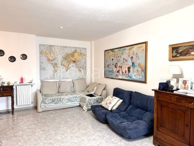 appartamento in vendita a Livorno in zona Antignano