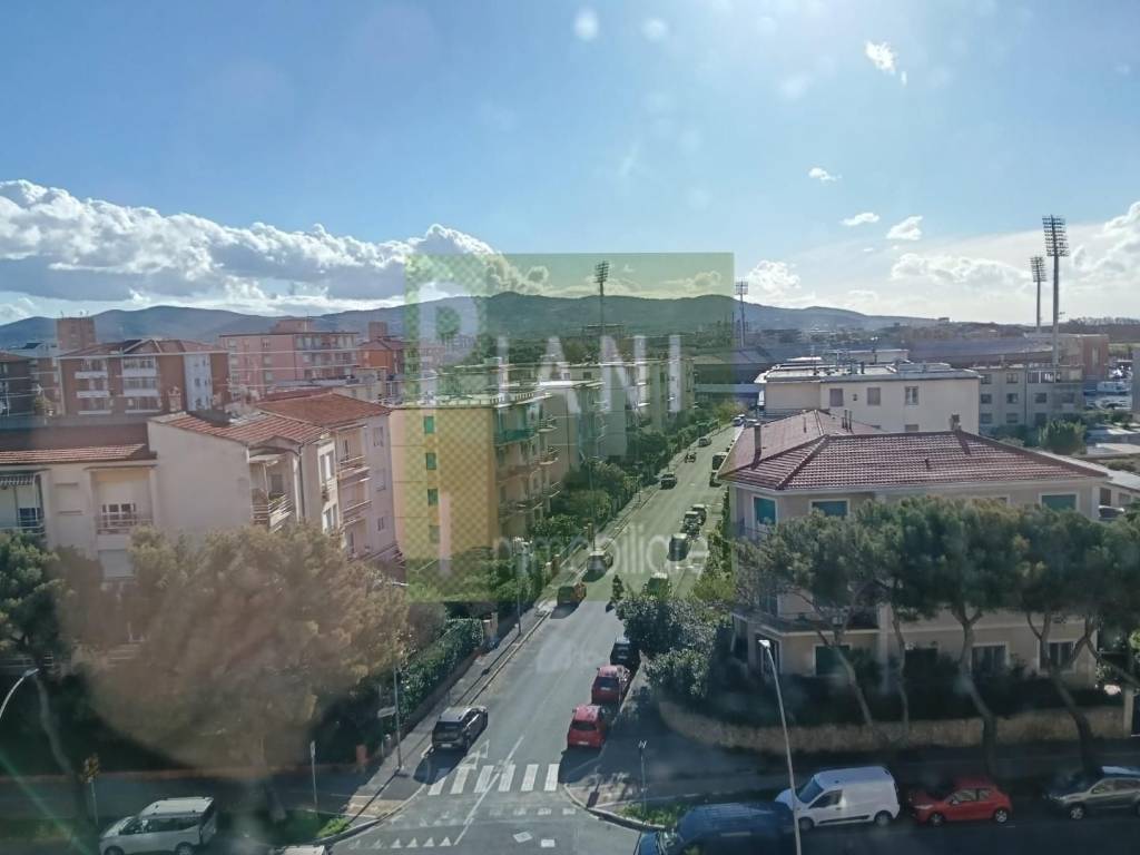 appartamento in vendita a Livorno in zona Lungomare