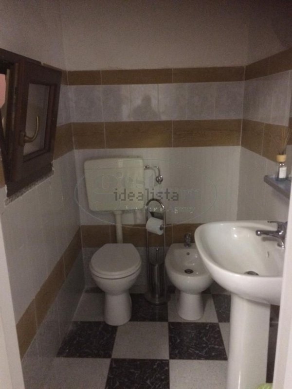 negozio in vendita a Livorno