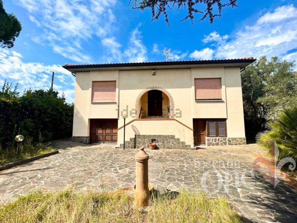 casa indipendente in vendita a Livorno in zona Centro Città