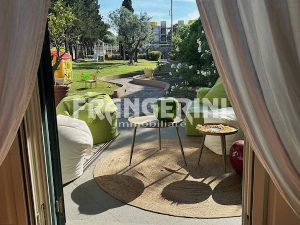 casa indipendente in vendita a Livorno in zona Montenero