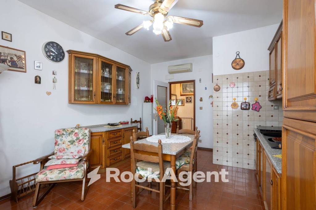 appartamento in vendita a Livorno