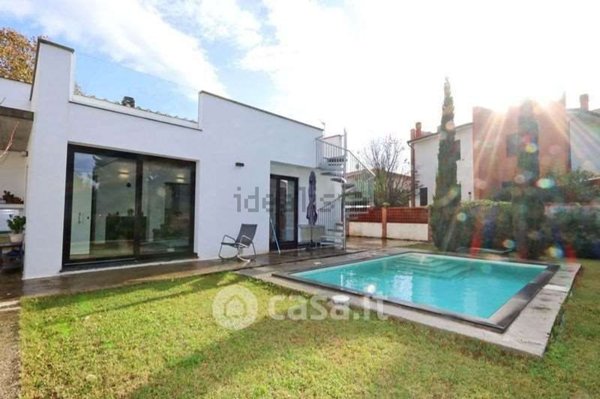 casa indipendente in vendita a Livorno