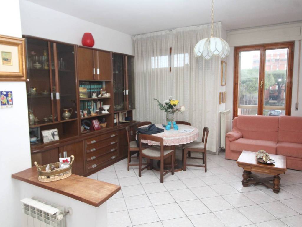 appartamento in vendita a Livorno in zona Ardenza