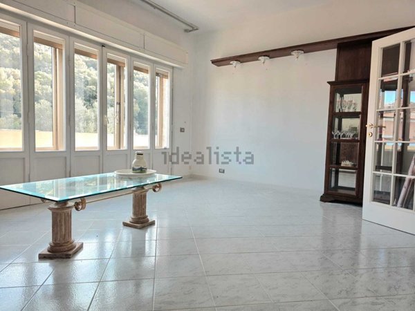 appartamento in vendita a Livorno in zona Antignano