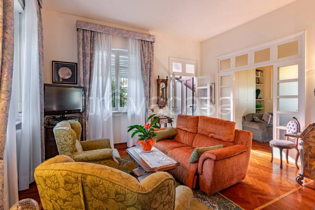 casa indipendente in vendita a Livorno