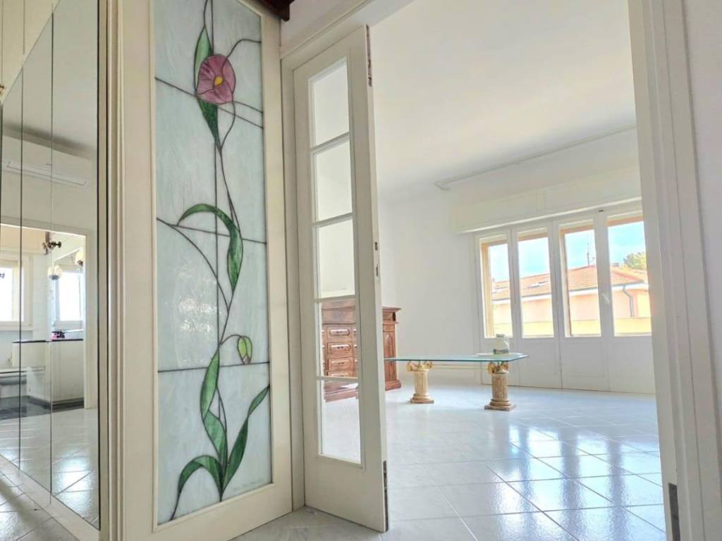 appartamento in vendita a Livorno in zona Montenero