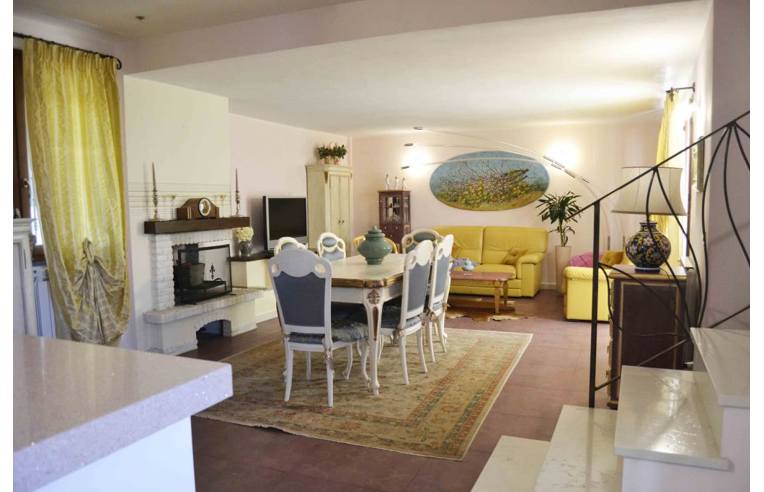 casa indipendente in vendita a Livorno in zona Montenero