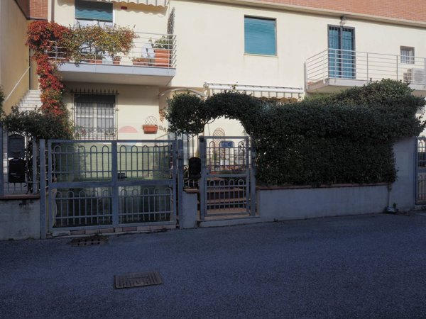 appartamento in vendita a Livorno in zona Ardenza