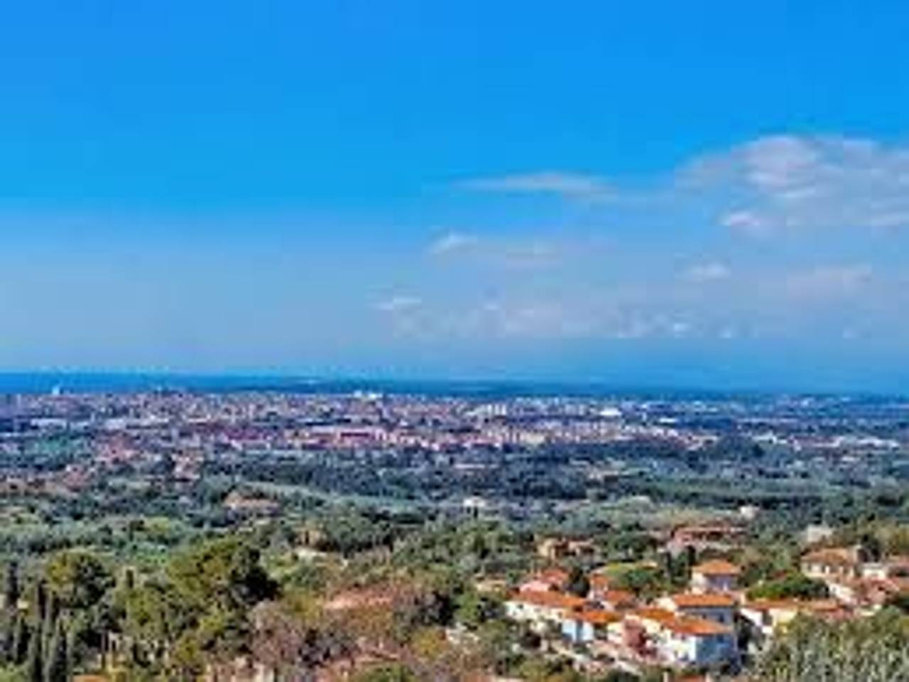 casa indipendente in vendita a Livorno in zona Montenero