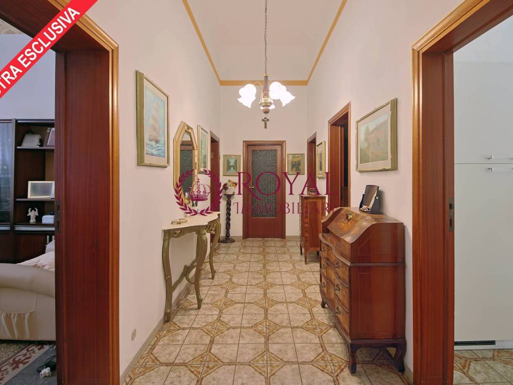 appartamento in vendita a Livorno in zona Stazione