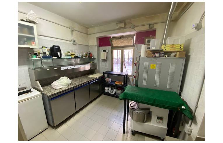 negozio in vendita a Livorno