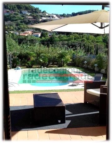 casa indipendente in vendita a Livorno in zona Montenero