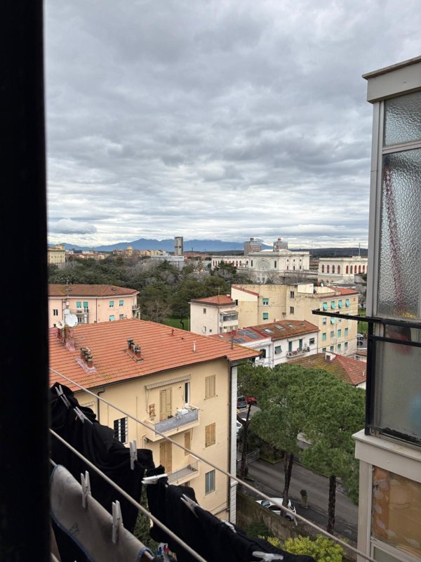 appartamento in vendita a Livorno in zona Stazione