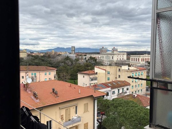 appartamento in vendita a Livorno in zona Stazione