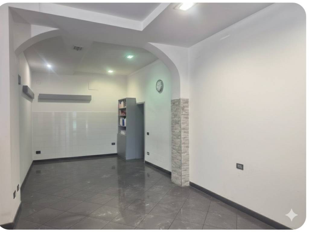 negozio in vendita a Livorno