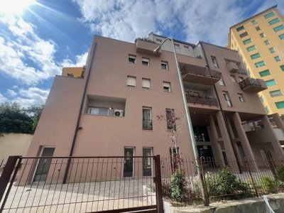 negozio in vendita a Livorno