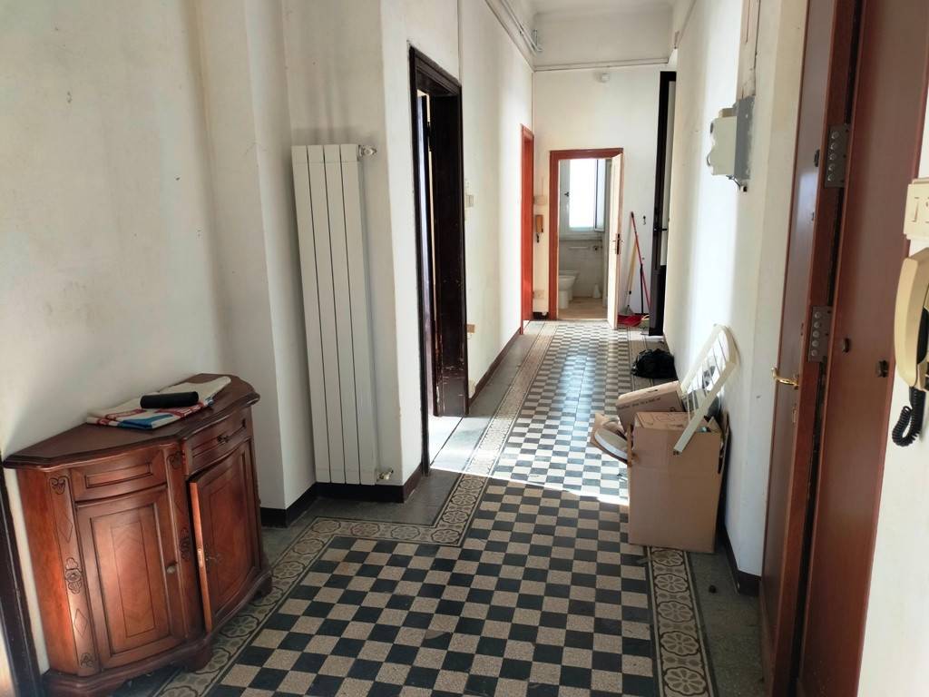 appartamento in vendita a Livorno in zona Villa Maria