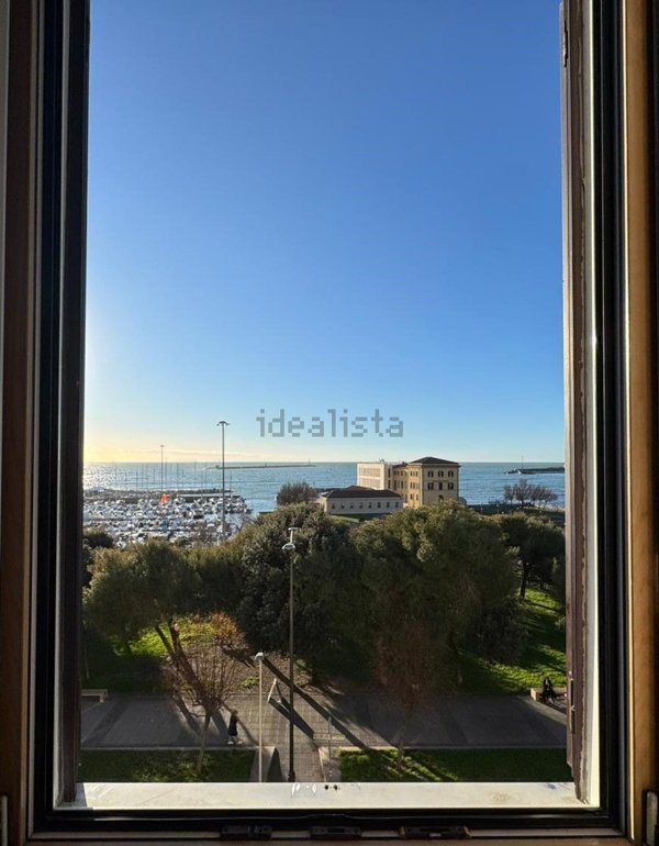 appartamento in vendita a Livorno in zona Lungomare