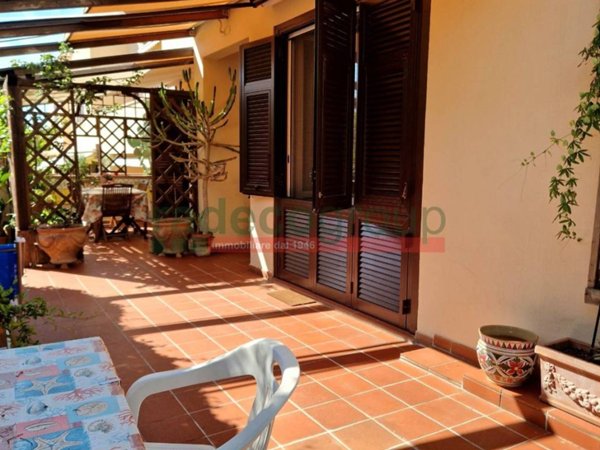 casa indipendente in vendita a Livorno in zona Montenero