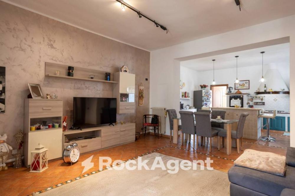 appartamento in vendita a Livorno in zona Ospedale