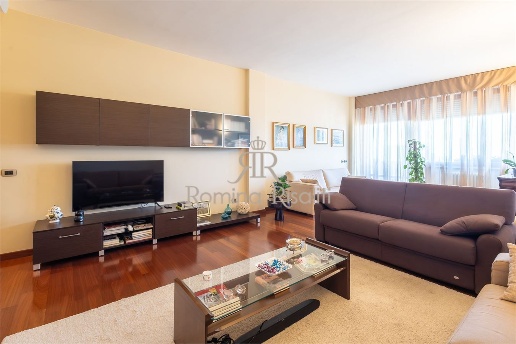 appartamento in vendita a Livorno in zona Lungomare