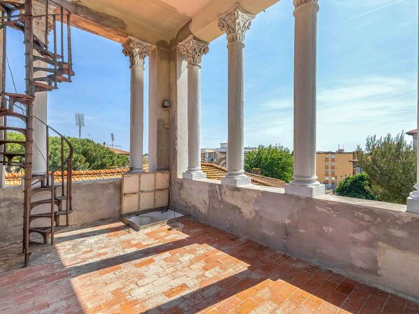 appartamento in vendita a Livorno in zona Ardenza