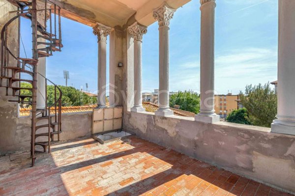 appartamento in vendita a Livorno in zona Lungomare