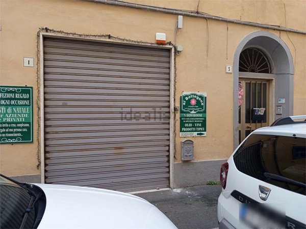 negozio in vendita a Livorno