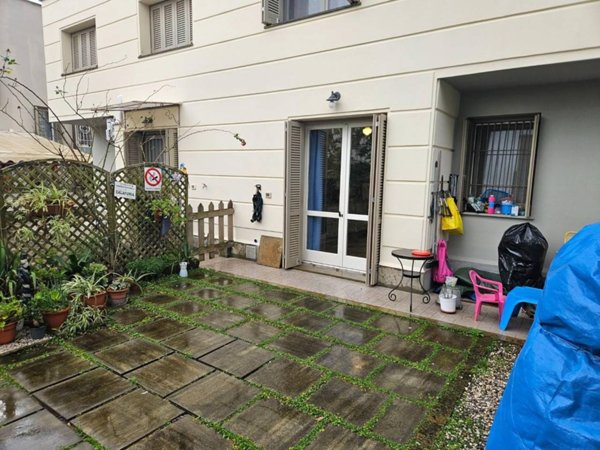 casa indipendente in vendita a Livorno in zona Limoncino