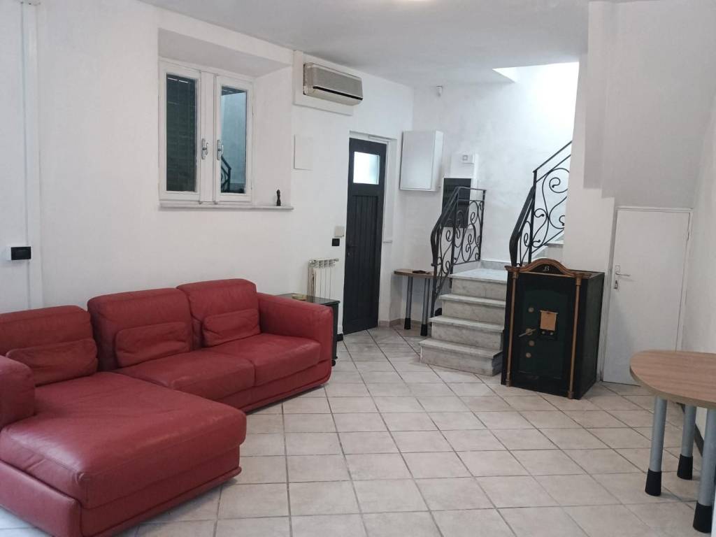casa indipendente in vendita a Livorno